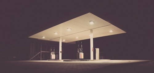 Цены на бензин: в России в три раза ниже, чем в Европе в Магадане « автомагадан