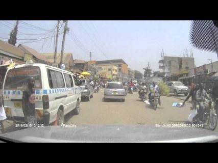 Движение в Уганде в Магадане &laquo; автомагадан